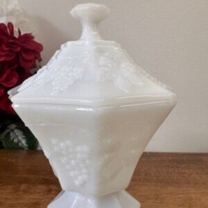Vintage Milk‎ Glass Covered Candy Dish Grape Vine Embossed Footed Jar Octagonal